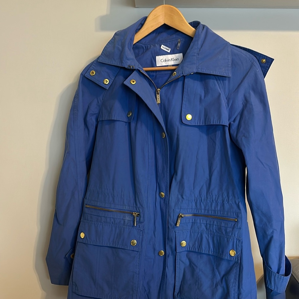 CALVIN KLEIN blue rain jacket